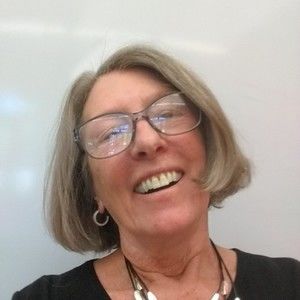 Meet your Posher, Deborah